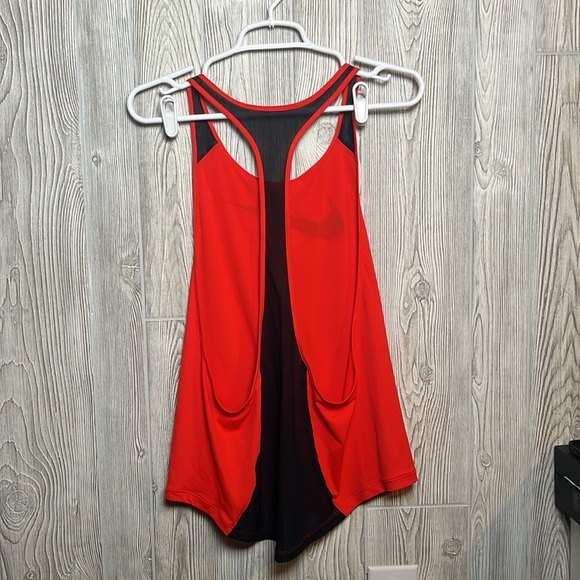NIKE FLOW GRX TANK TOP RED SIZE MEDIUM - Picture 4 of 5
